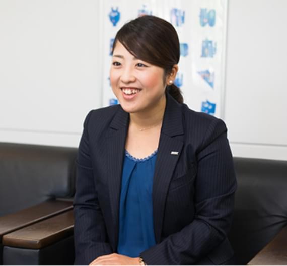 女性ならではの目線で、お客様のご相談を親身に伺う 株式会社新出光 ソーラー事業課 住宅用チーム 福岡グループ 吉武 ひなこ 様